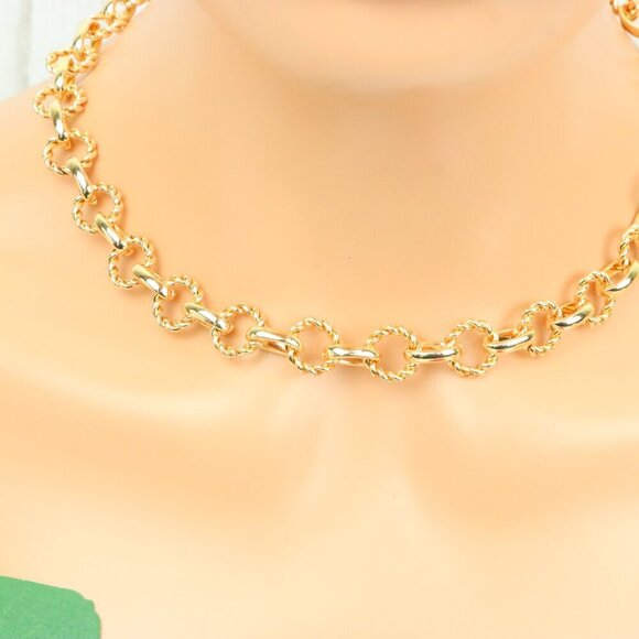 "Minimalist & Elegant Necklace Chain – Perfect for Women & Girls | UNVRC1594 - Picture 6 of 10